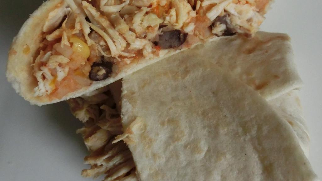 Restaurant-Style Light and Healthy Chicken Burrito created by hxnnxh