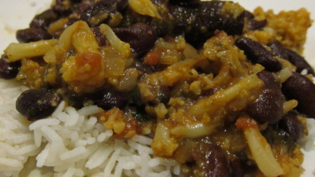 Curried Red Kidney Beans and Cauliflower (Rajma Masala) Recipe