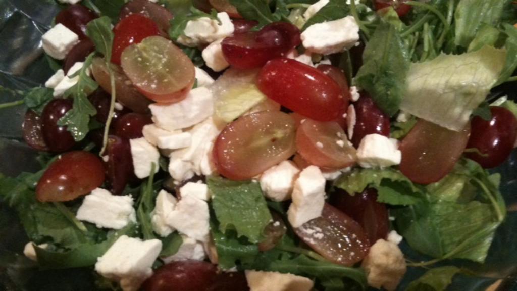 Romaine, Feta and Grape Salad Recipe