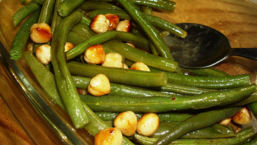 Green Beans With Toasted Hazelnuts Recipe