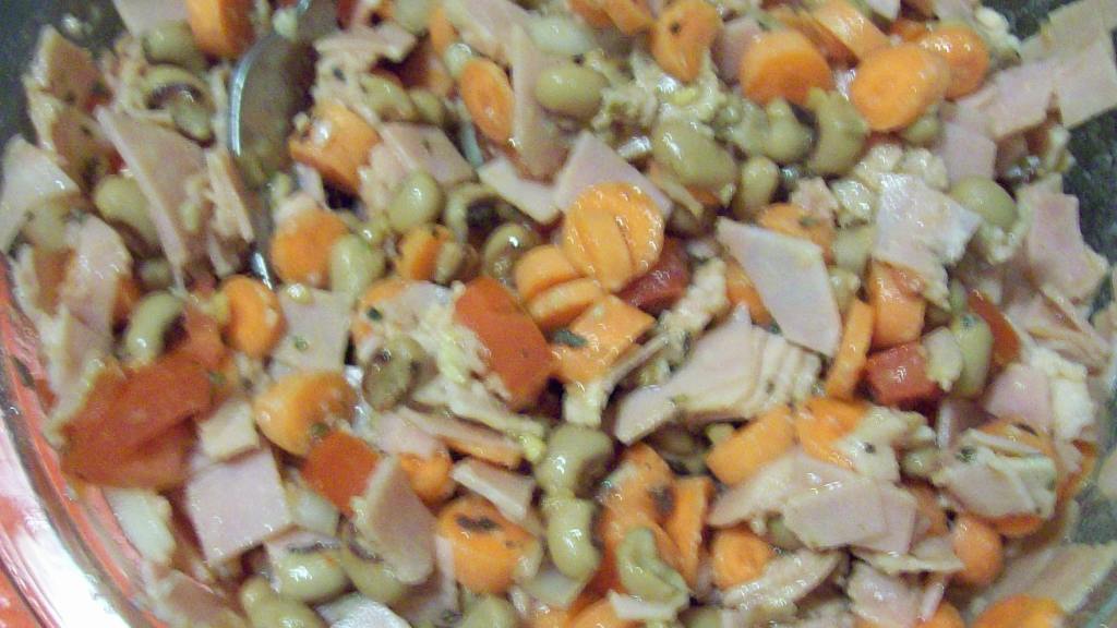 Hearty Black-Eyed Pea Salad created by berry271
