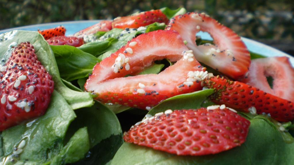 Spinach and Strawberry Salad Recipe - Food.com