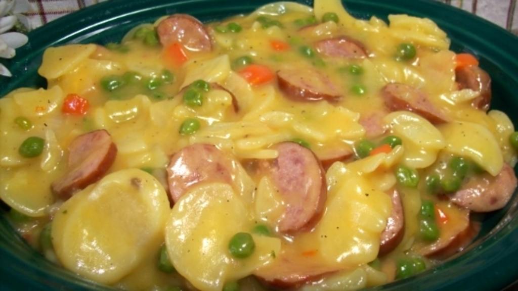 Au Gratin Sausage Skillet created by Chef shapeweaver