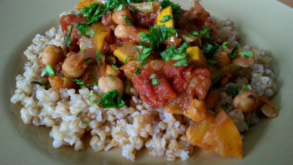 Couscous With Spiced Chickpeas and Figs Recipe