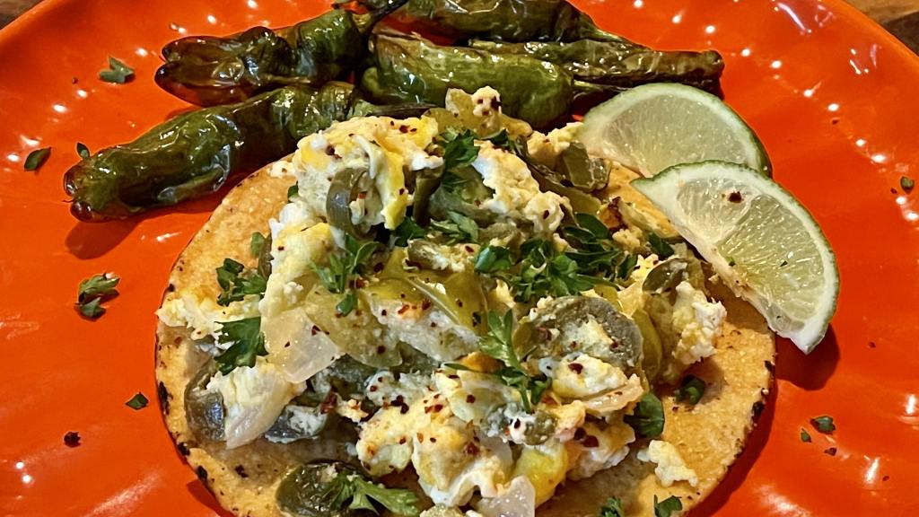 Scrambled Eggs With Tomatillos Recipe