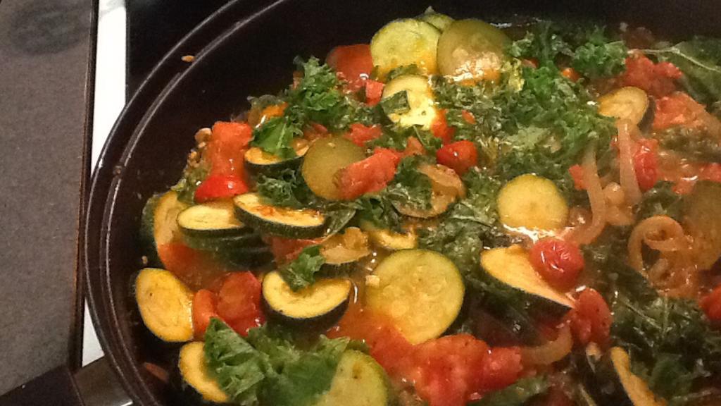 Zucchini, Kale, and Tomato Saute Recipe