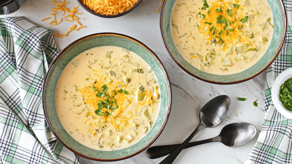 Keto / Low Carb Cream of Broccoli Soup created by DeliciousAsItLooks