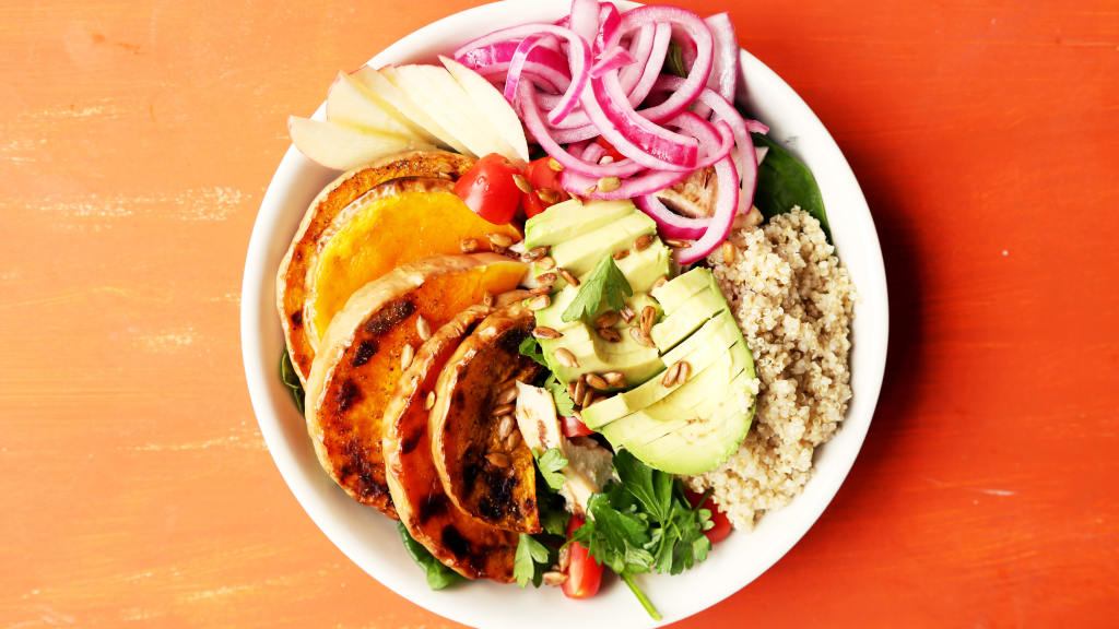 Copycat Sweetgreen Avocado Greens Bowl Recipe 