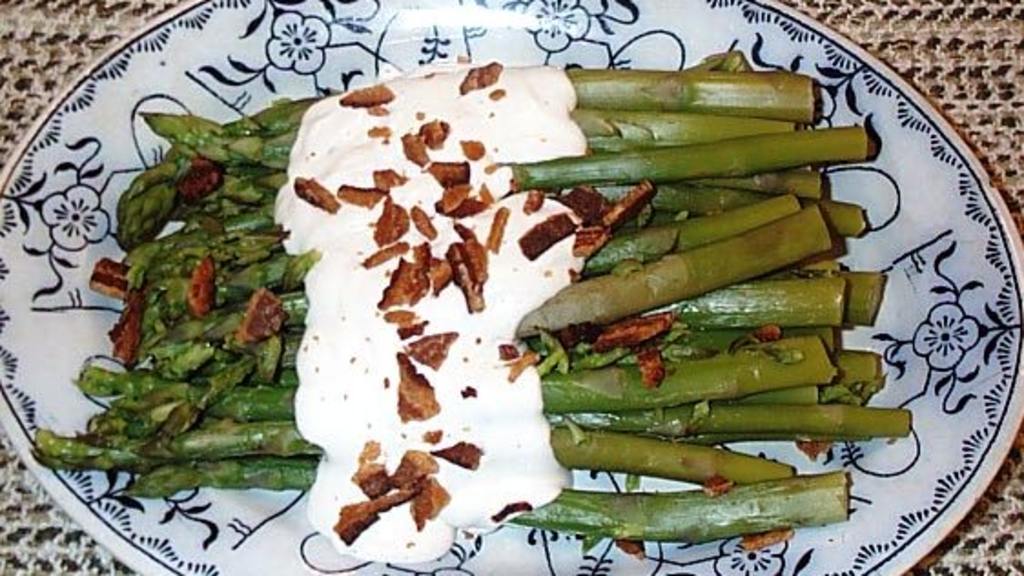 Asparagus With Goat Cheese Sauce Recipe