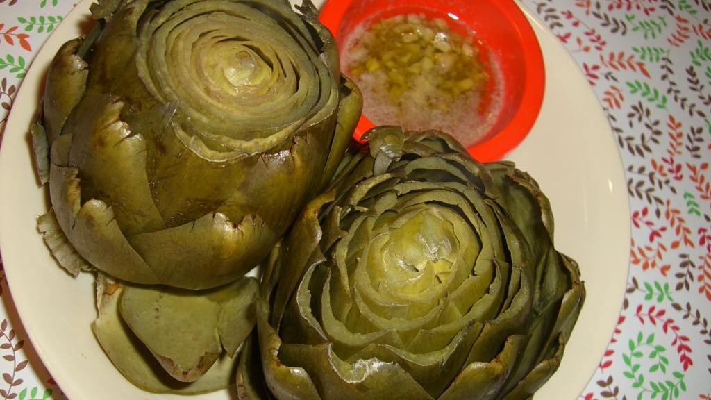 Steamed Artichokes with Garlic Lemon Butter Recipe