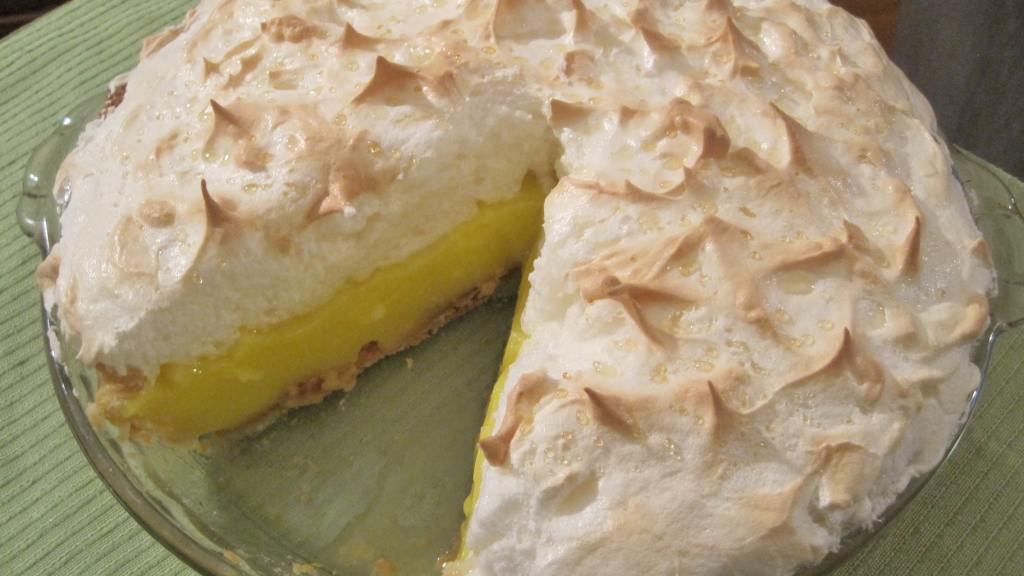 Lemon Meringue PieMakes One 9-Inch Pie