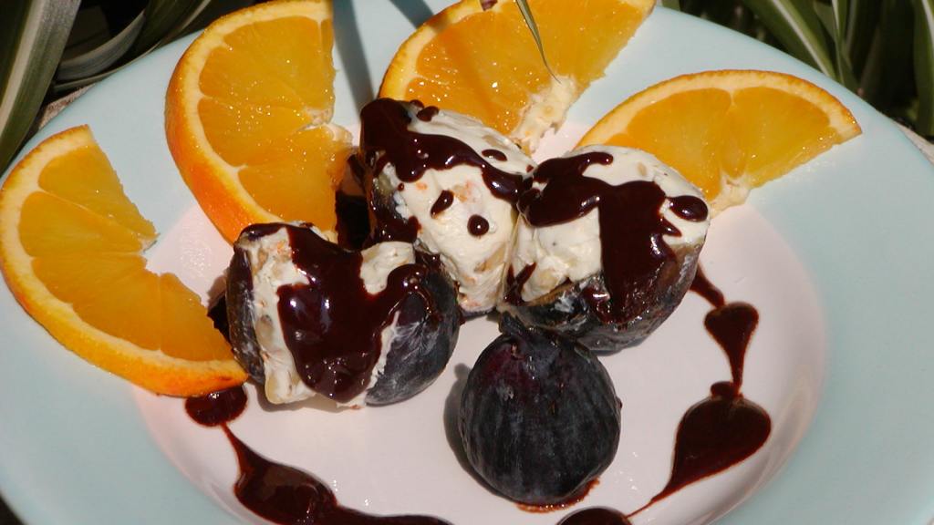 Stuffed Figs Drizzled With Chocolate created by Rita1652