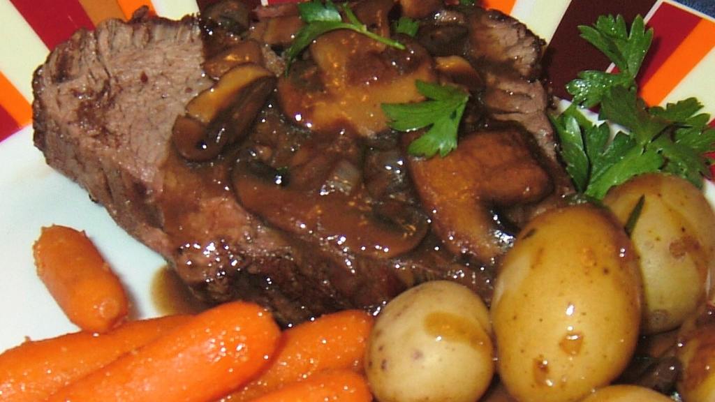 Roast Fillet of Beef with MushroomTarragon Sauce Recipe
