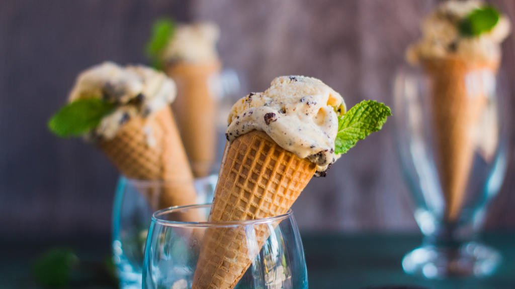 Oreo Mint Ice Cream created by LimeandSpoon