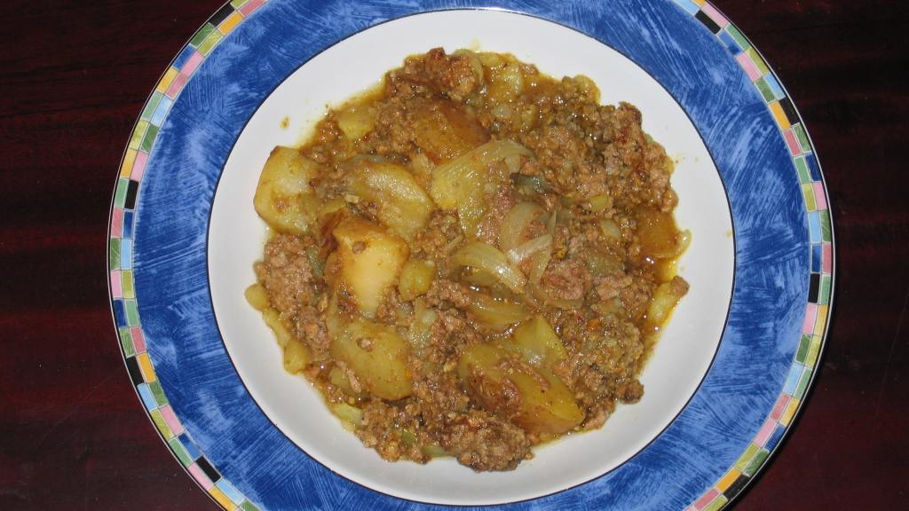 Ground Beef and Potato Curry Recipe