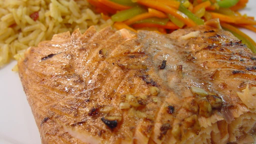 Grilled Lemon-Soy Salmon created by SharleneW