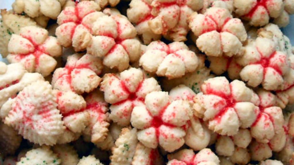 Fruity Spritz Cookies made with Jell-O created by Karen..