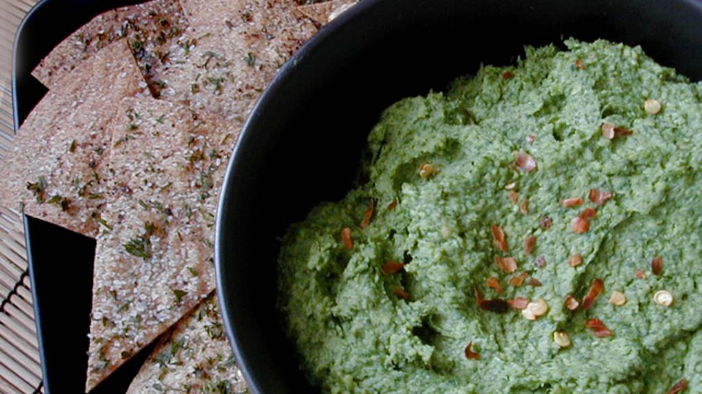 SpinachGarlicEdamame Hummus Recipe