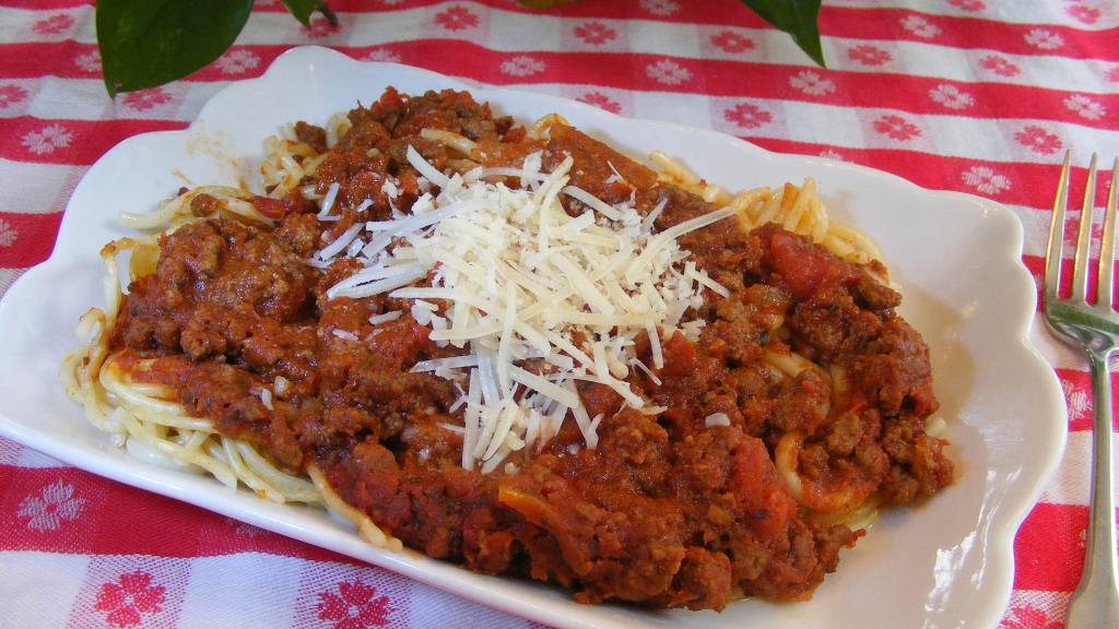 Spaghetti sauce with meat and chorizo Recipe