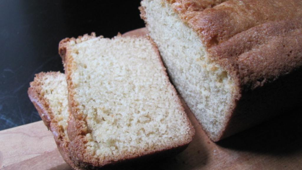 Buttermilk "Dump" Pound Cake Recipe