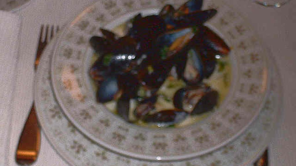 Mussels in Wine and Cream created by John Challender