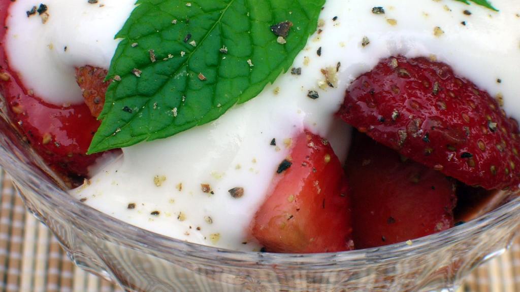 Strawberries With Brown Sugar & Balsamic Vinegar Recipe