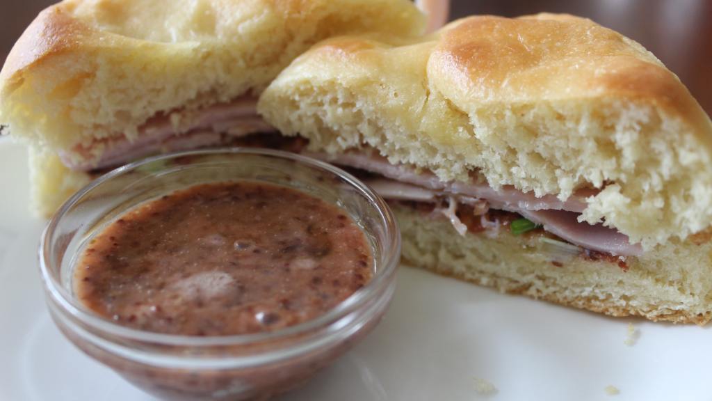 Ham-Filled Biscuits With Honey-Mustard Dipping Sauce created by mommyluvs2cook