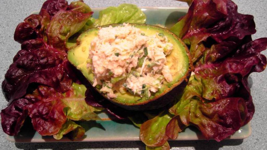 Avocado With Spicy Crabmeat Recipe