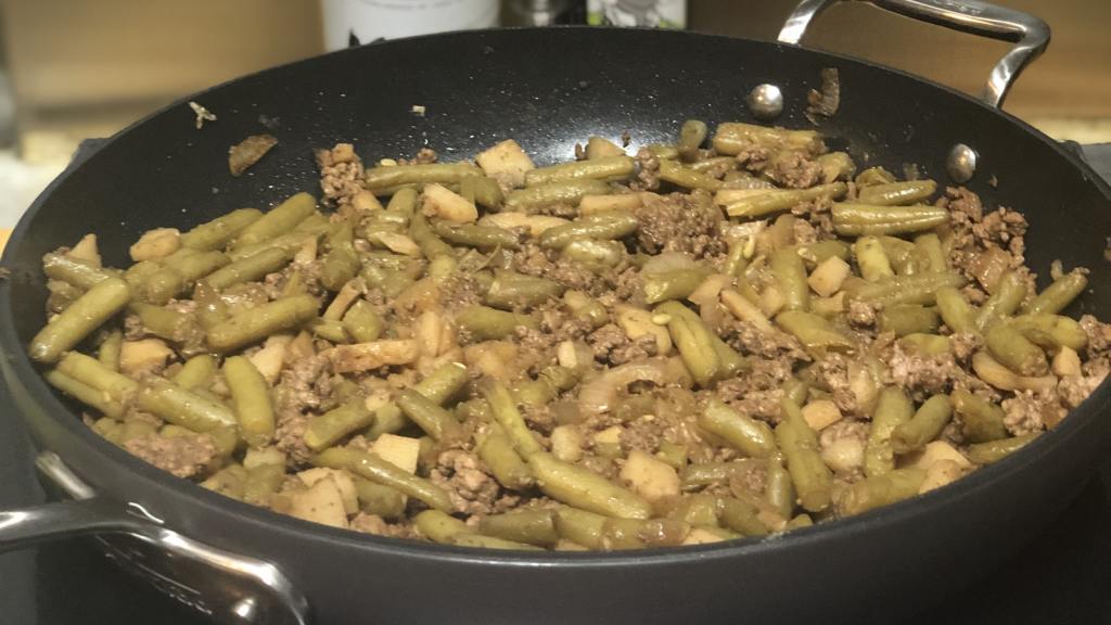 EASY Yummiest Ground Beef and Green Beans created by Dee Licious