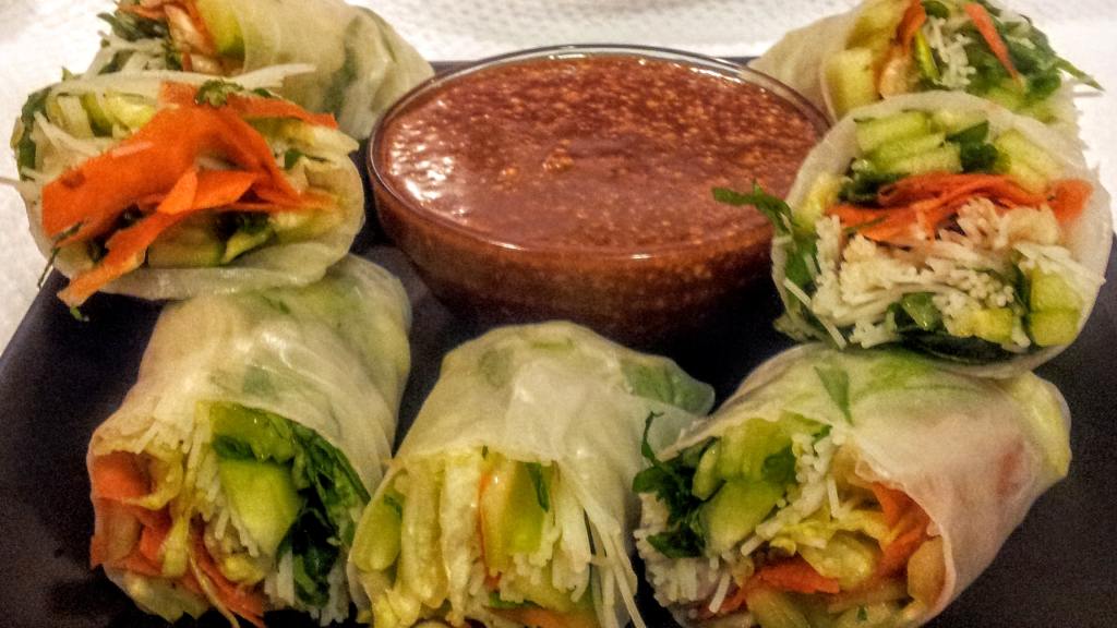 Fresh Spring Rolls With Sweet and Sour Dipping Sauce Recipe