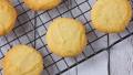 3 Ingredient Melt in Your Mouth Shortbread Cookies created by anniesnomsblog