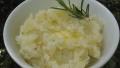 Simple Garlic Mashed Potatoes created by gailanng