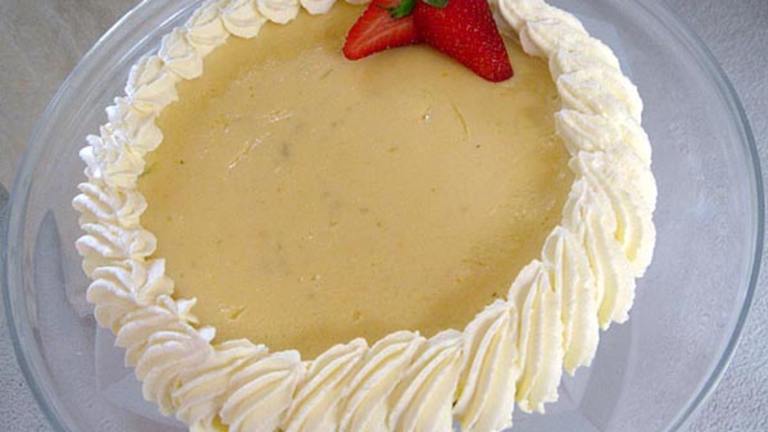 Key Lime Pie With a Gingersnap Crust Created by Ninna