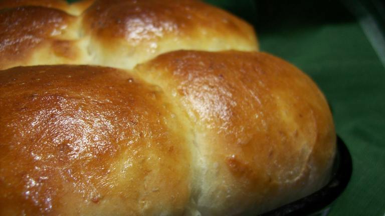 Easy and Tasty Oatmeal Dinner Rolls created by Chef shapeweaver