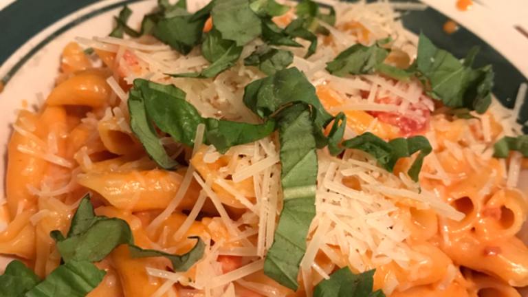 Penne Russo a La Vodka With Basil Cream Sauce created by Anonymous