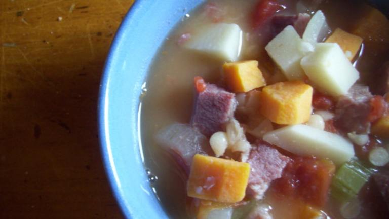 Great Northern Bean, Ham and Vegetable Chowder created by LuckyMomof3