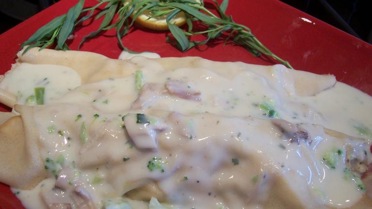 Chicken Crepes With Creamy Tarragon Sauce Created by lazyme