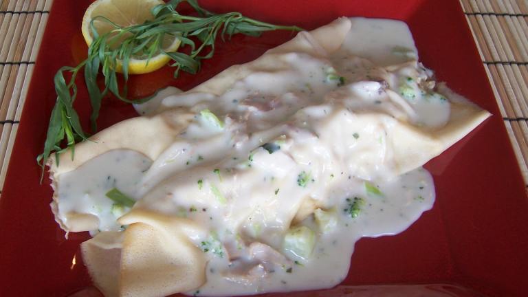 Chicken Crepes With Creamy Tarragon Sauce created by lazyme