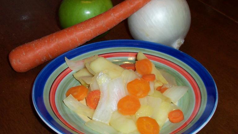 Apple Carrot Onion Side Dish Created by ladypit