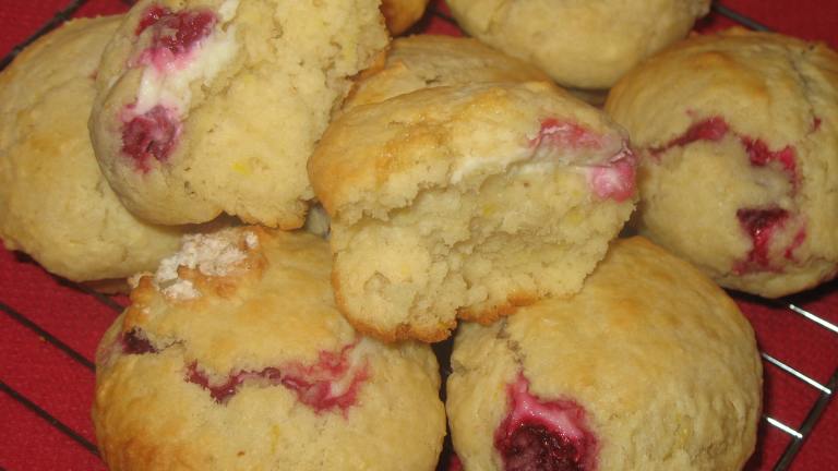 Raspberry Cheesecake Muffins created by Lori Mama