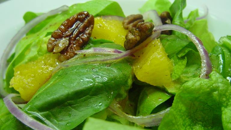 Orange Walnut Salad (Paula Deen) created by SharleneW