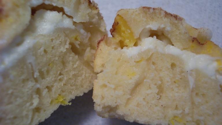 Peaches & Cream Muffins Created by LILLIANCOOKS