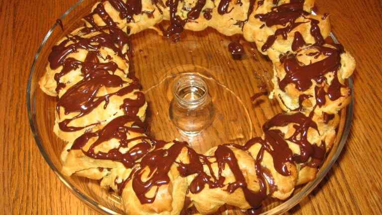 Chocolate Cream Puff Ring created by Domesticated Drea