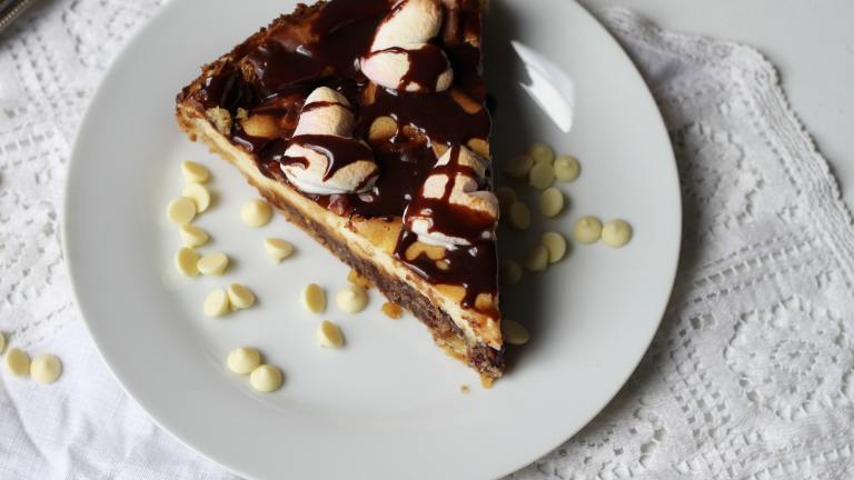 S'more Cheesecake Created by Swirling F.