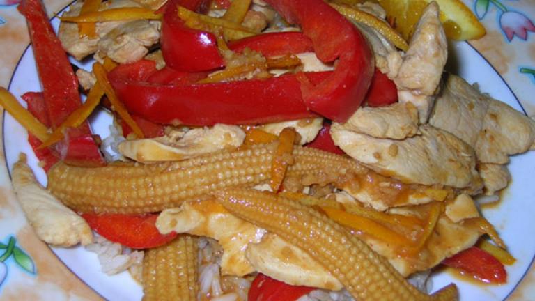 Chicken and Red Pepper Stir Fry Created by justcallmetoni