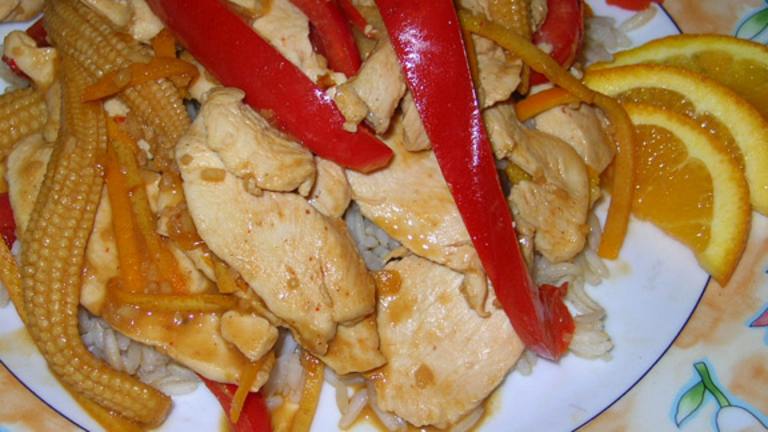 Chicken and Red Pepper Stir Fry created by justcallmetoni