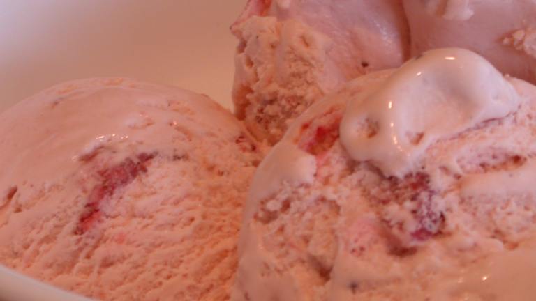 Divine Strawberry Cheesecake Ice Cream Created by MommyMakes