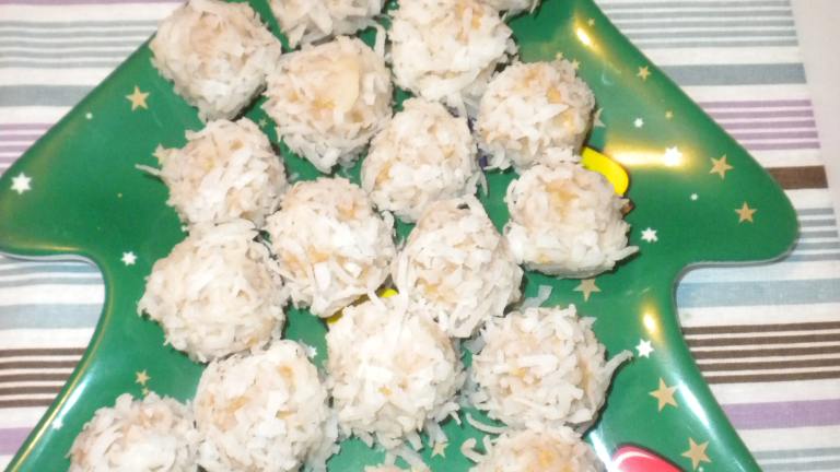 Peanut Butter Snowballs Created by Jane from Ohio