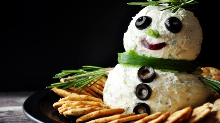 Mr. Snowman Cheese Ball Created by SharonChen
