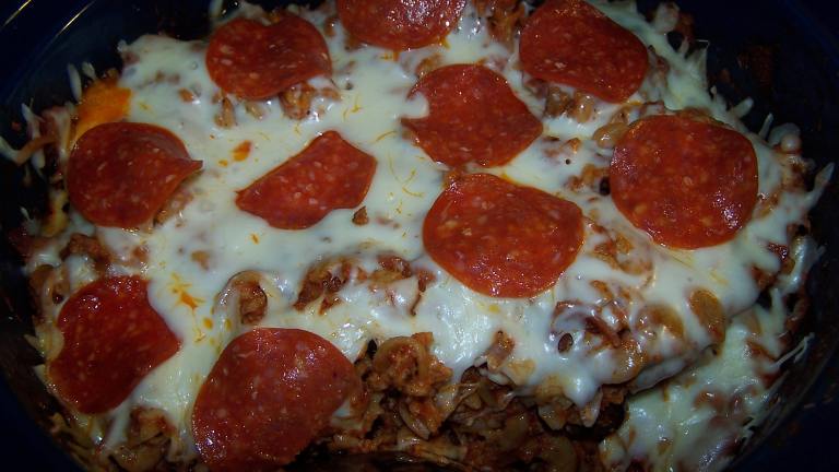 Crock Pot Pizza Created by barefootmommawv